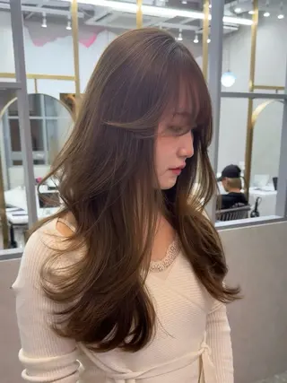 ロング カラー レイヤーダブルカラー KYONのヘアスタイル