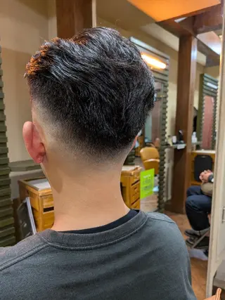 ショート メンズ 本田 圭輔のヘアスタイル