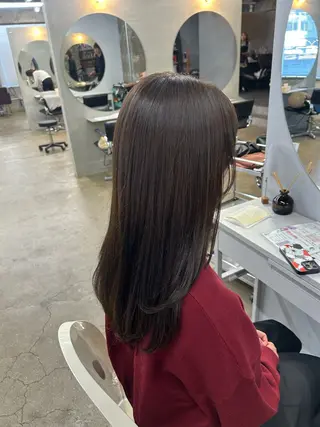 セミロング サワムラ ソナタのヘアスタイル