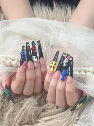 ネイル ベスティオーラ 花香のネイルデザイン
