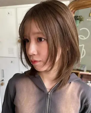 カラー 🌙ヘーゼルベージュ レイヤーカット🌙のヘアスタイル
