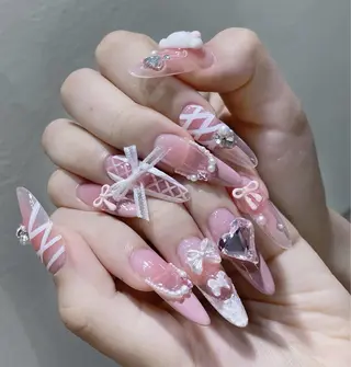ネイル Hin Hana Nailのネイルデザイン