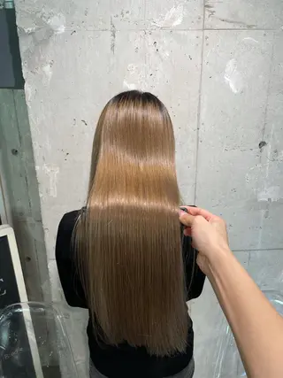 ロング カラー ベージュカラー💖 やすひろのヘアスタイル
