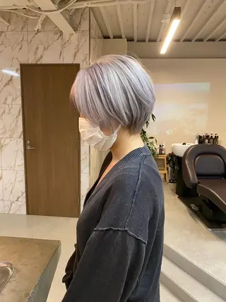 ショート カラー ハイトーン×似合わせ 🌱中川慎之介のヘアスタイル
