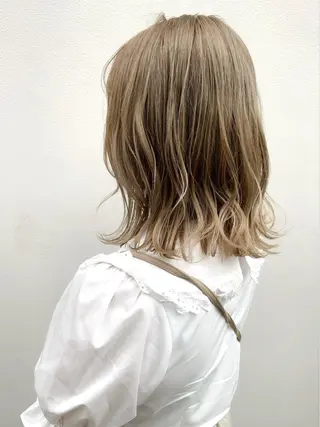 ミディアム カラー ヘアアレンジ 〽️magico/ ウルフDaiki〽️のヘアスタイル