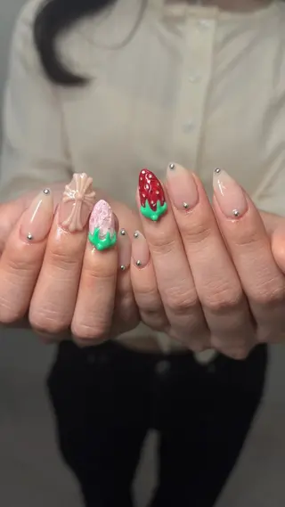 ネイル 🍓個性派ネイル🎶 /Komachi❤️のネイルデザイン