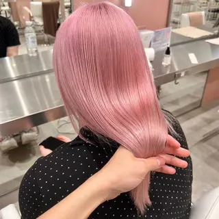 セミロング カラー ミルクティーベージュ /ブリーチ/Wカラーのヘアスタイル