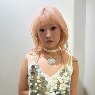 ミディアム カラー 的場 莉音のヘアスタイル