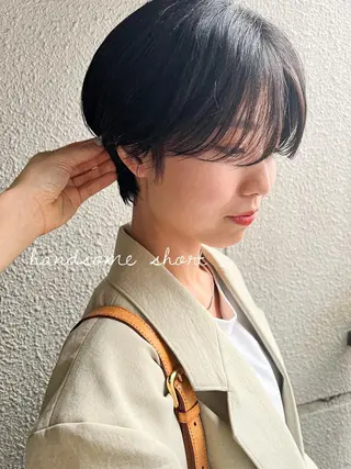 ショート カラーパティシエ facce🌼ikoのヘアスタイル