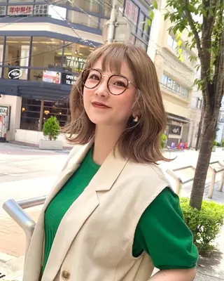 ミディアム カラー 🌿レイヤー/ブリー チ/🌿JINのヘアスタイル