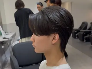 ショート パーマ メンズ 村雲 蓮のヘアスタイル