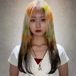 ロング カラー メイ ☪️のヘアスタイル
