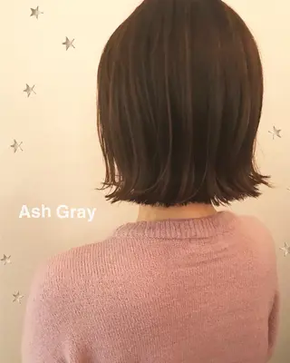 ミディアム カラー 市川 千夏のヘアスタイル