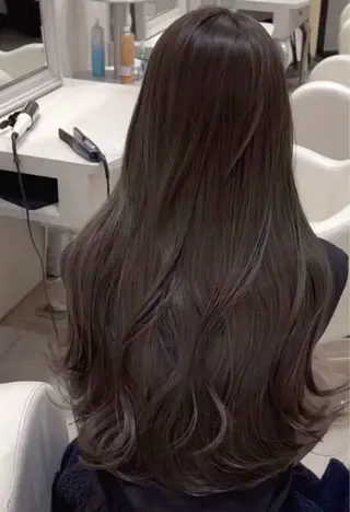 カラー GiseL あいりのヘアスタイル