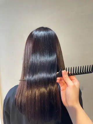 ロング カラー 石木 美緒奈のヘアスタイル