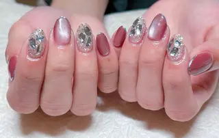 ネイル 💫ゆか_ Nailartistのネイルデザイン