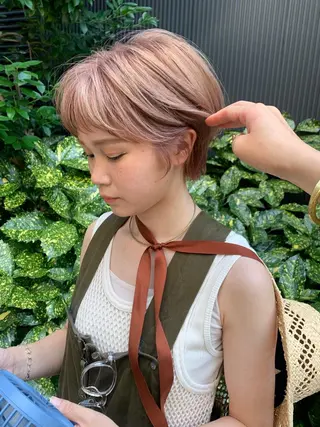 ショート 土屋 有加理のヘアスタイル