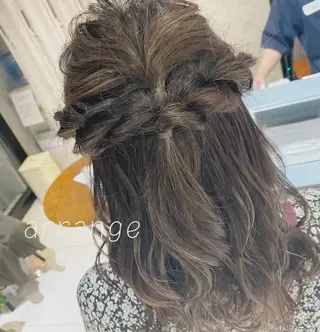 ヘアアレンジ アイリスト 蓑島伶奈の眉毛・アイブロウイメージ