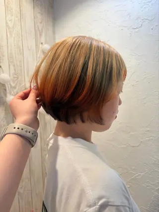 カラー cie ヒナタのヘアスタイル