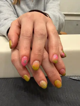 ネイル 爪の絵描き屋 ミテネイルのネイルデザイン