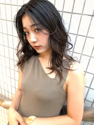 セミロング カラー 過去一の柔髪ヘア 🌿einshairのヘアスタイル