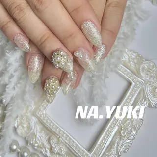 ネイル 🦋 Queenieのネイルデザイン