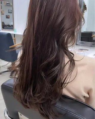 ロング カラー Ann./艶髪 /レイヤーカットのヘアスタイル
