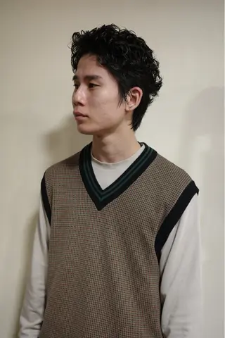 ショート パーマ メンズ 浅岡 昭汰のヘアスタイル