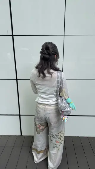ミディアム 梅田Lolonois miuのヘアスタイル