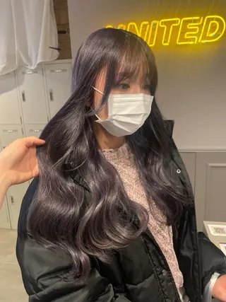 ロング カラー 抜け感レイヤー︴ ニュアンスカラーのヘアスタイル