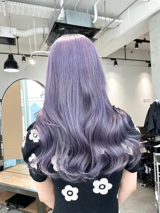 ミディアム カラー 🌹TikTok４万 ﾌｫﾛﾜｰ🌹AKIのヘアスタイル