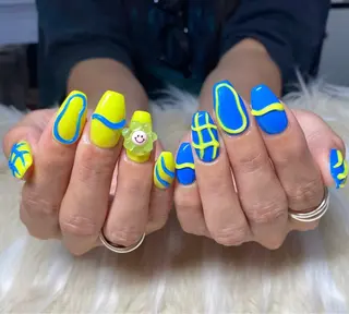 ネイル Nail&eye Belire 新宿のネイルデザイン