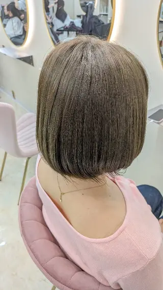 ショート カラー 原田 来実のヘアスタイル
