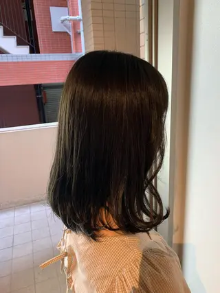 ミディアム うしだ かおるのヘアスタイル