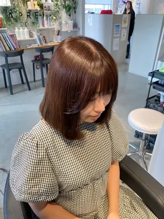 ミディアム カラー APREKO 葵のヘアスタイル