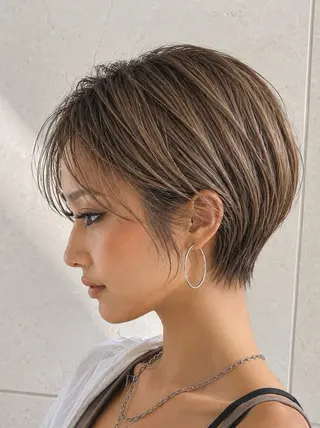 ショート カラー 金子 直樹のヘアスタイル