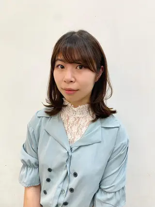 セミロング サトウ リョウのヘアスタイル