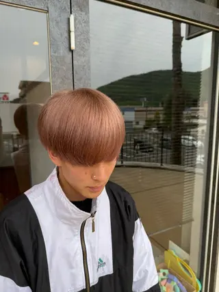 カラー メンズ 鵜飼 真伍のヘアスタイル