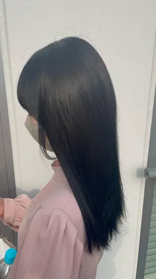 ロング カラー 松井 悠希のヘアスタイル