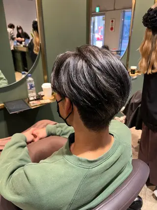 ショート カラー メンズ カラースペシャリスト しょう🧑🏼‍🎨のヘアスタイル