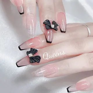 ネイル Queens テイのネイルデザイン