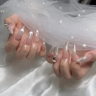 ネイル PEEKABOO 旧:momo京橋のネイルデザイン