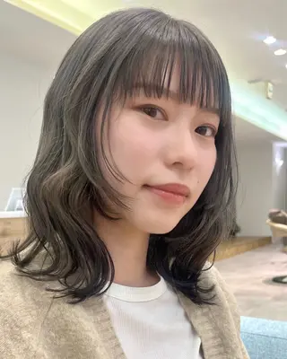 ミディアム カラー cana 札幌レイヤースタイルのヘアスタイル