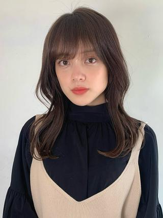 ロング 米澤 由衣のヘアスタイル