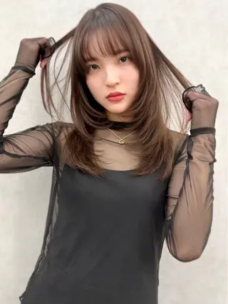 カラー ♻️ブリーチなし カラー♻️のヘアスタイル