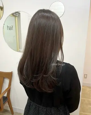 ロング カラー 都築 初果のヘアスタイル