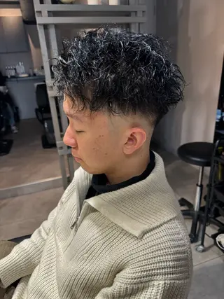 ミディアム カラー パーマ メンズ 似合う髪型見つけます AYAKAのヘアスタイル