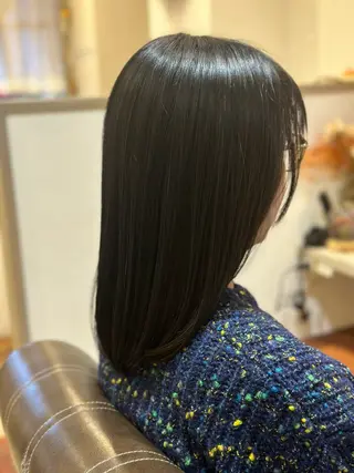 セミロング ショート／透明感 カラー加治竜汰💡のヘアスタイル