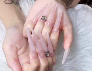 ネイル B•U Nail大宮 長さだし専門店のネイルデザイン