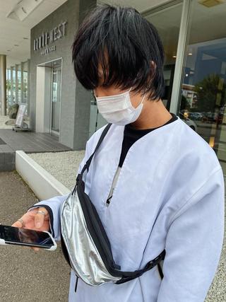 ショート カラー メンズ 横地 凌のヘアスタイル